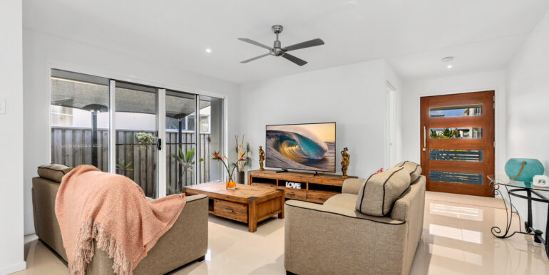 041_Open2view_ID755720-22_Sailfish_Way__Kingscliff