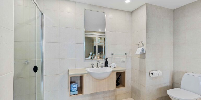 mantra_4304_4305_012