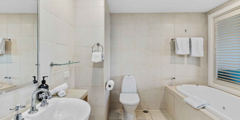 mantra_4304_4305_013