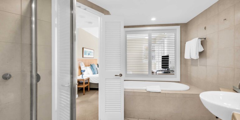 mantra_6208-6209-012