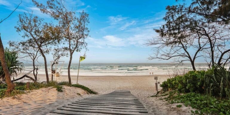 Salt Beach path