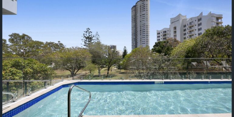 Pool 1